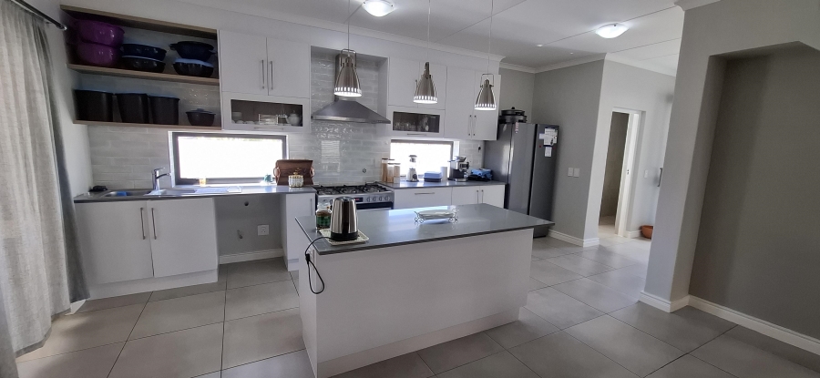 To Let 3 Bedroom Property for Rent in Groot Phesantekraal Estate Western Cape